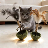 Brinquedo Catnip Equilíbrio com Pena e Sino